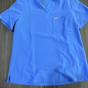 Figs Women’s Catarina one pocket scrub top. Size L. NWOT. PO 2171.